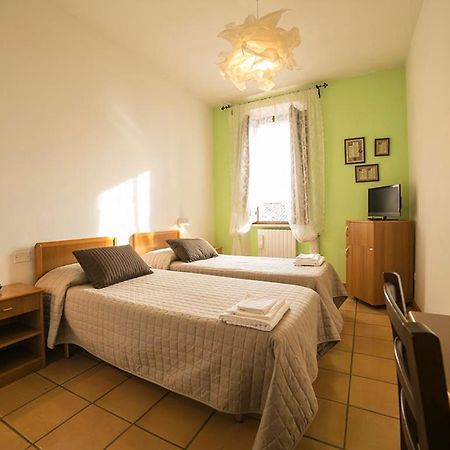 Albergo Ancajani Assisi Exterior foto